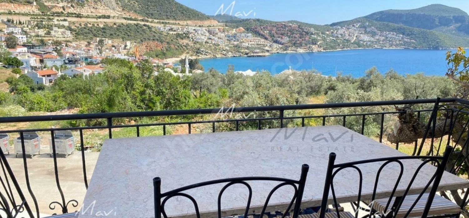 Special Two Bedroom Kalkan Central Apartment for Sale, DA054