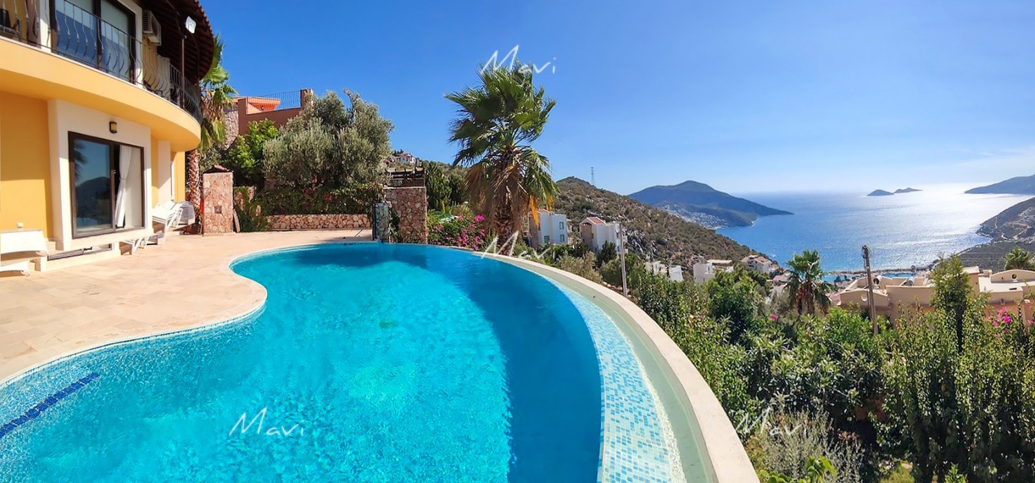 Four Bedroom Luxury Spacious Villa with Infinity Pool for Sale in Kalkan, LV885